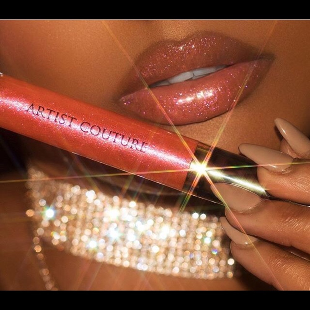 Artist Couture Diamond Lip Tease Lipgloss in peepshow BNIB